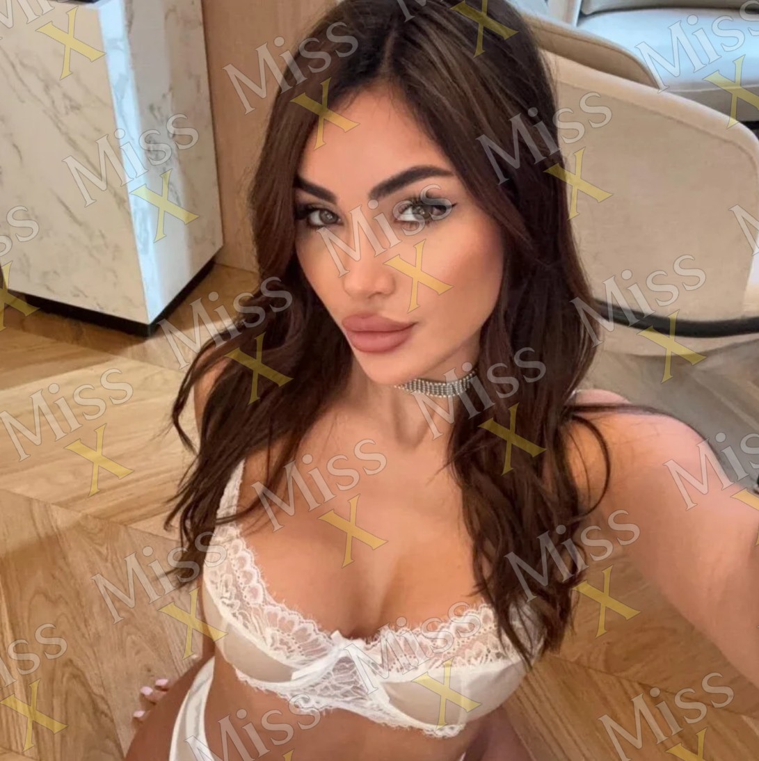 Escort Lausanne – Lexii, 25 ans