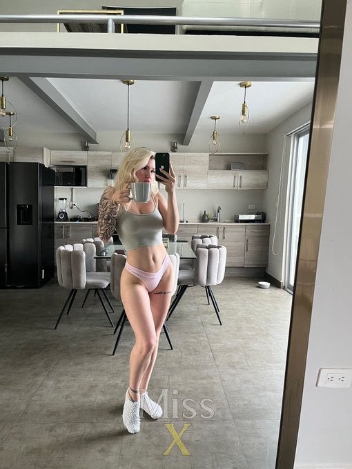 Escort Fribourg – Julie, 28 ans